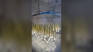 Lihat Demo Aula Pertemuan Galeri Seni Lampu Gantung Langit-langit Lampu Ikan Tema Laut yang Disesuaikan