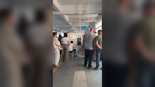 Lampu Gantung Tangga Kristal Mewah