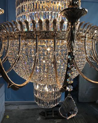 Lampu Gantung Lobi Hotel Chandelier CCC ISO9001