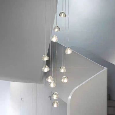 Hotel Dekorasi Tangga Kristal Pendant Lampu Dengan Bola Transparan Dan Tubuh Kristal