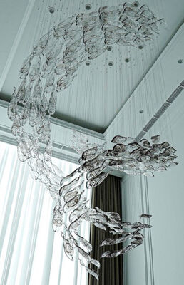 Dekorasi Lampu Kustom Kristal Rekayasa Aula Perjamuan Villa Lobi Hotel Kreatif Aksesori Daun Kaca Spiral