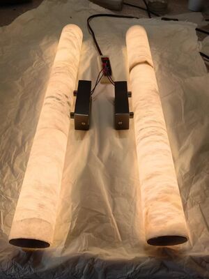 Modern Bedroom Bedside Emas dan Hitam Led Lampu Dinding Alabaster Alam Spanyol