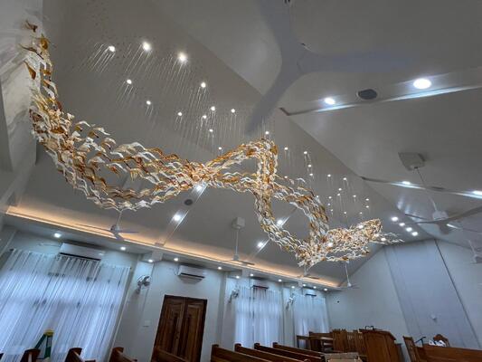 Modern Mewah Langit-langit Lampu Gantung Emas Twisted Kaca Daun Lampu Lobby ruang tamu Villa Lampu Perlengkapan Modern